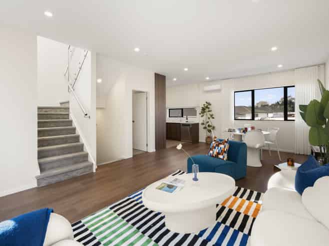 7/125 Universal Drive, Henderson