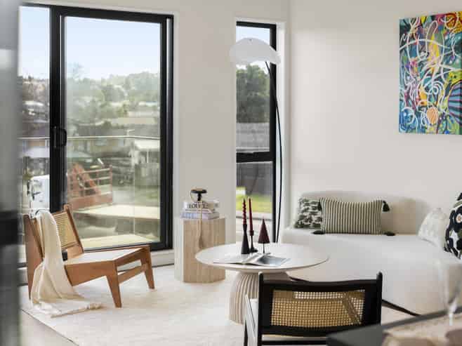 2/125 Universal Drive, Henderson