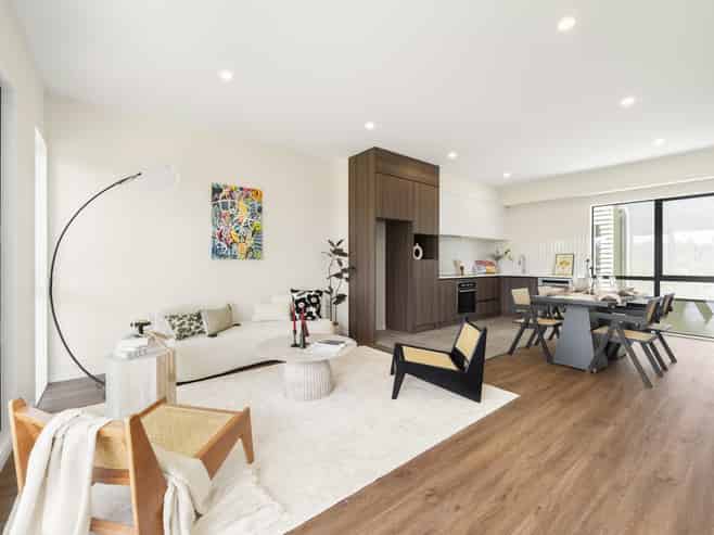 2/125 Universal Drive, Henderson
