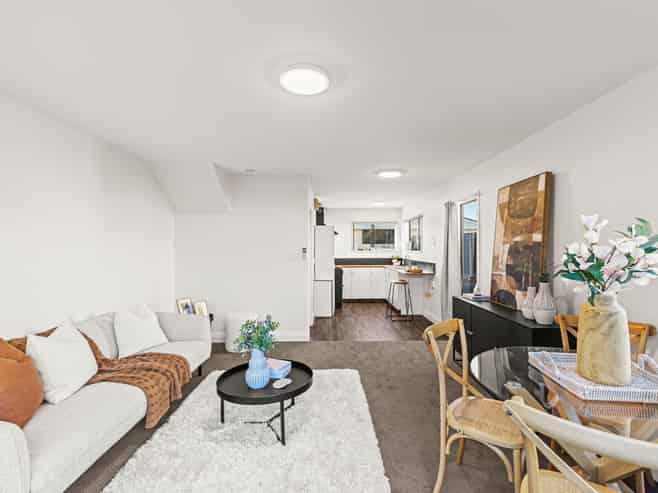 4/96 Poulson Street, Addington
