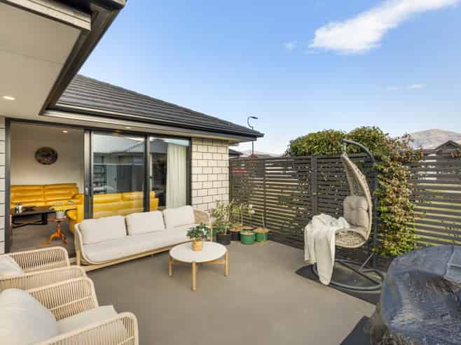 12 Neason Place, Cromwell