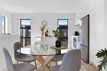 Commercial opportunity and stylish living combined