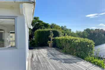 55 Kennedy Point Road, Surfdale