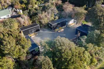 Thriving 3-Unit Accommodation Business!