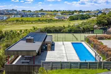 8 Discovery Drive, Gulf Harbour