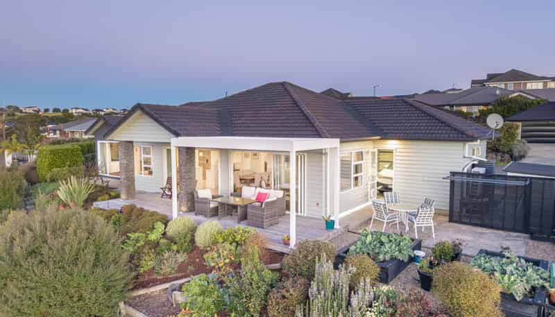 8 Discovery Drive, Gulf Harbour