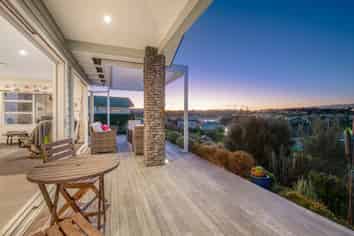 8 Discovery Drive, Gulf Harbour