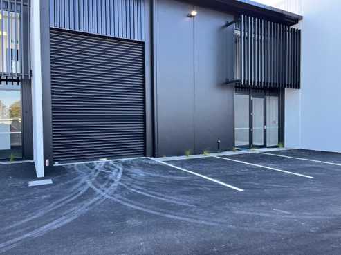 Near New Small Warehouse