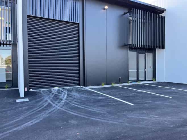 Near New Small Warehouse