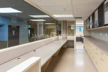 QUALITY HEALTHCARE TENANCY WITH FLEXIBLE OPTIONS