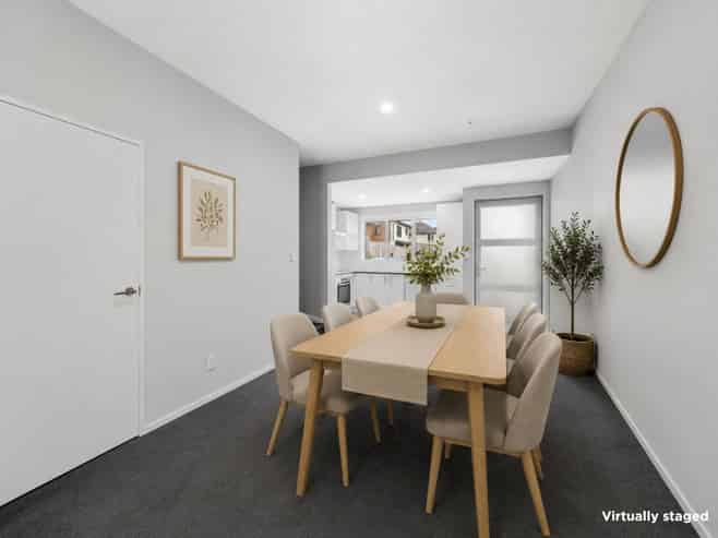 15/11 Ray Small Drive, Papakura