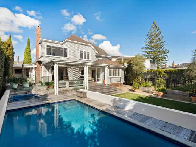 10 Palmer Crescent, Mission Bay