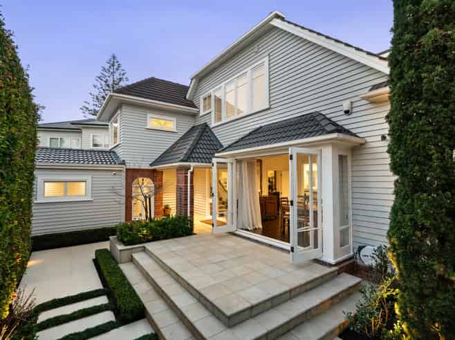 10 Palmer Crescent, Mission Bay