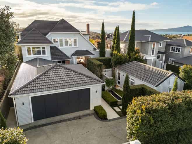10 Palmer Crescent, Mission Bay