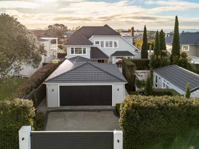 10 Palmer Crescent, Mission Bay