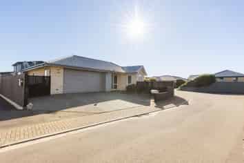 4 Kilkivan Lane, Broomfield