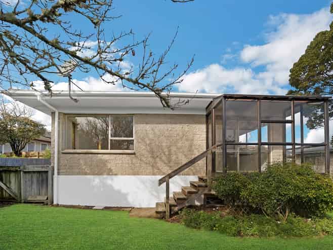 Flat 1/132 Hutchinsons Road, Bucklands Beach