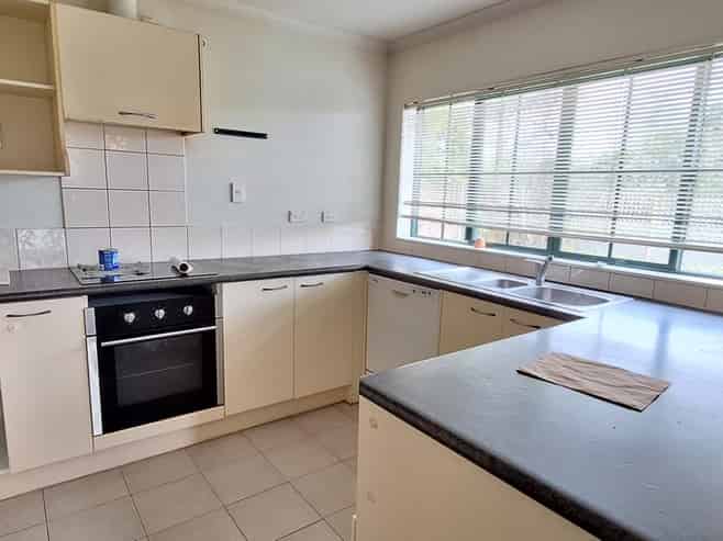 34 Eastland Road, Flat Bush