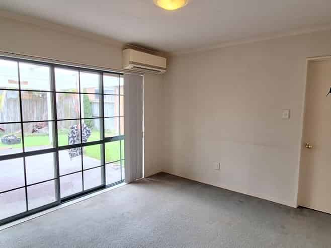 34 Eastland Road, Flat Bush