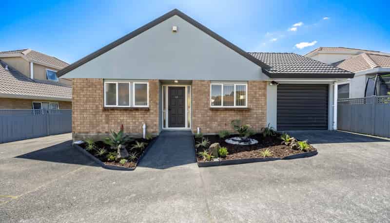 27B Central Park Drive, Te Atatu South