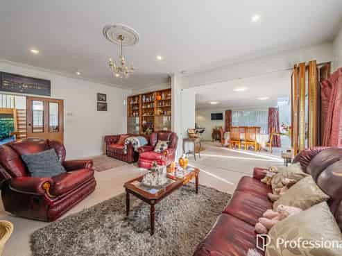 135 Waterloo Road, Central Hutt