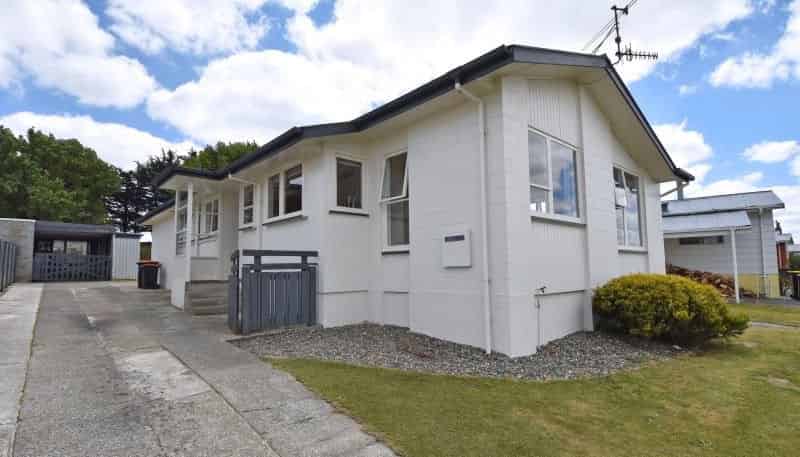 58 Lauder Crescent, Heidelberg