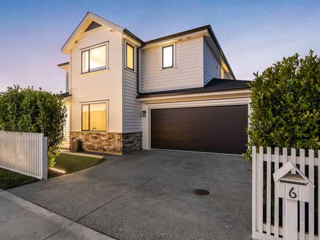 6 Karapapa Road, Milldale