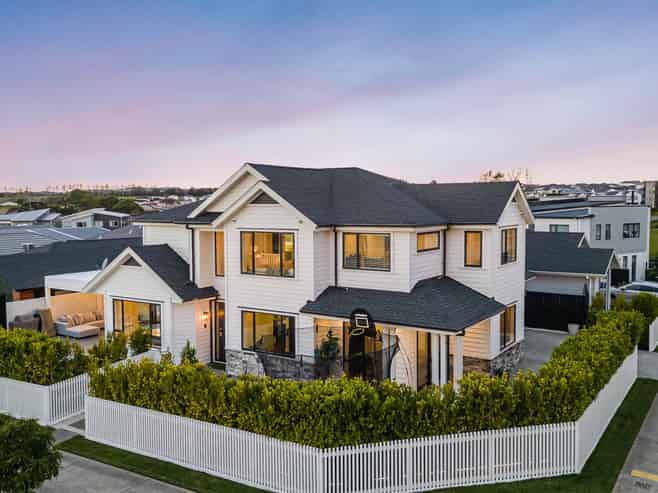 6 Karapapa Road, Milldale