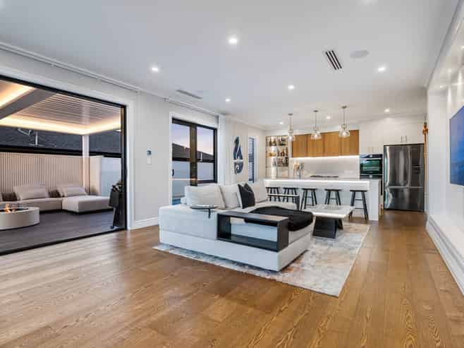 6 Karapapa Road, Milldale