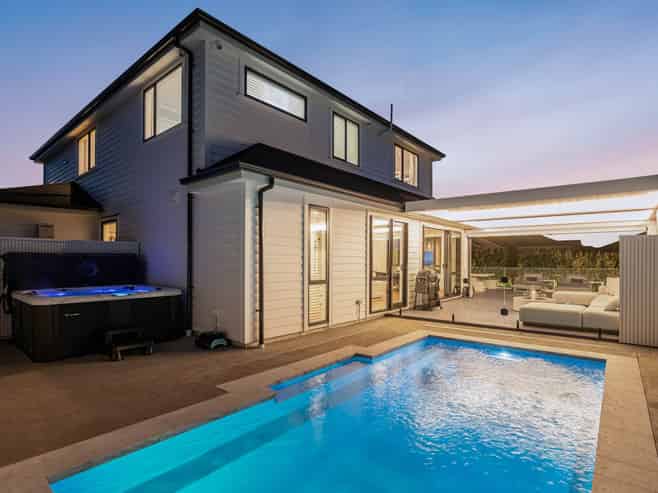 6 Karapapa Road, Milldale
