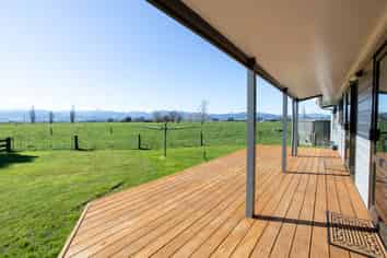108 Huirau Road, Turua