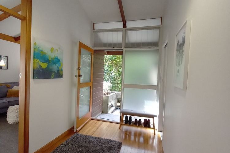 Tidy three bedroom with great views! - Vista 3