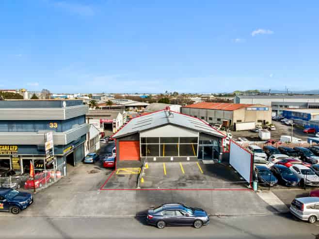 779sqm Showroom, Office & Storage | Huge Profile