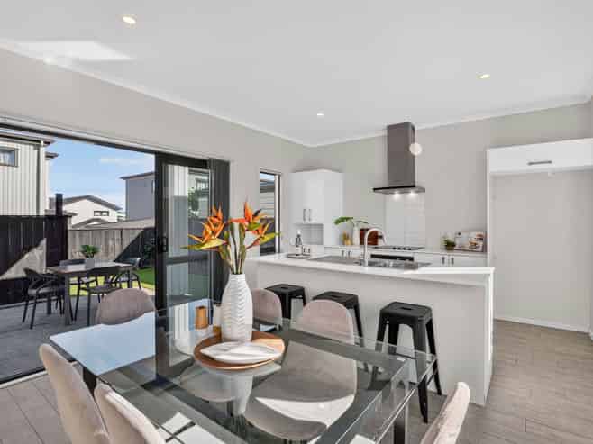 8 Te Kare Road, Glen Innes