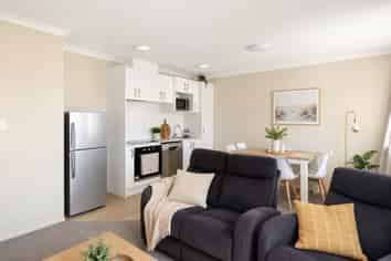 10/19 Collins Avenue, Tawa