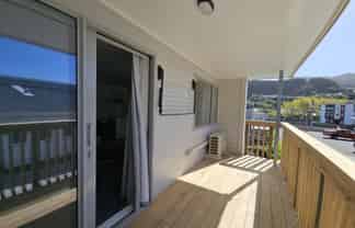 10/19 Collins Avenue, Tawa