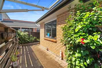 28F Enderley Avenue, Enderley