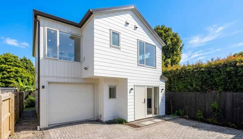 17E Muir Avenue, Mangere Bridge