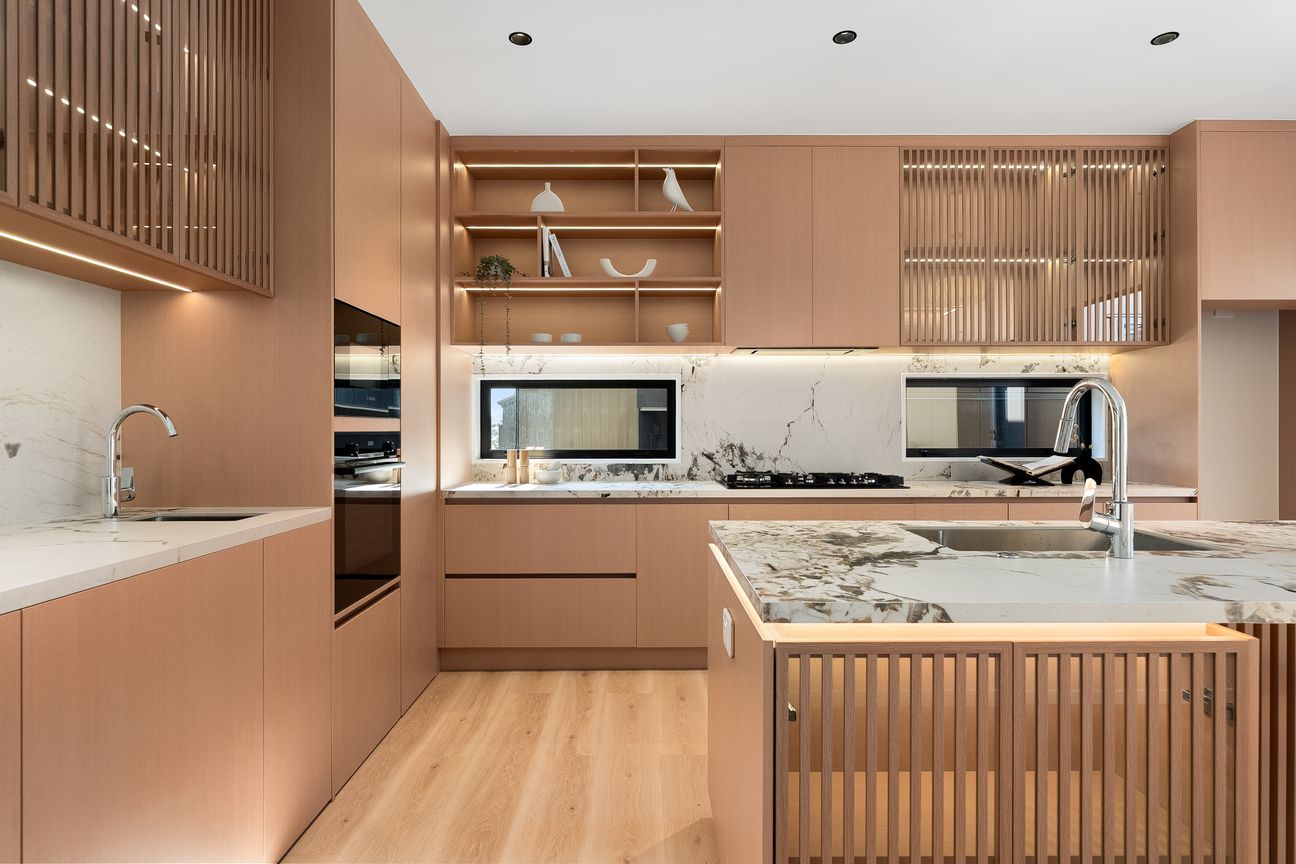 New Coastal Home in Rangitoto Zone! - Aanzicht 3