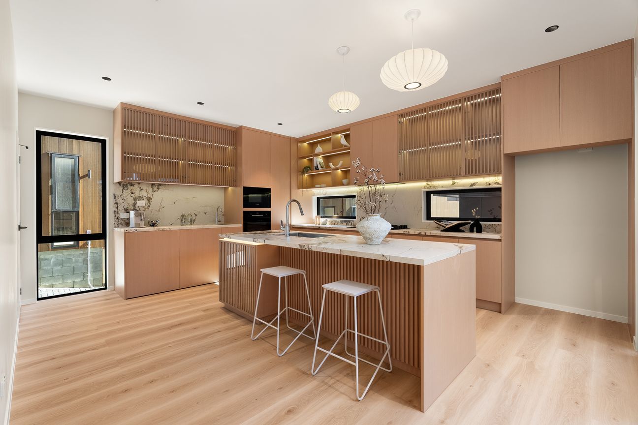 New Coastal Home in Rangitoto Zone! - Aanzicht 5