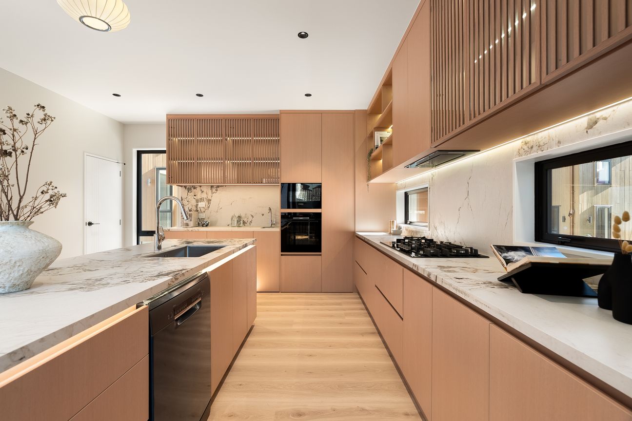 New Coastal Home in Rangitoto Zone! - Aanzicht 4