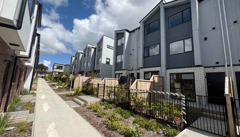 19 Paetai Lane, Te Atatu Peninsula