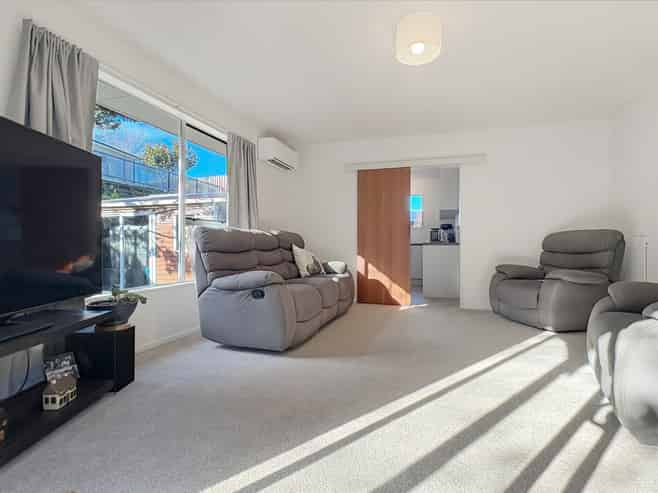B/69 Hartford Crescent, Totara Park