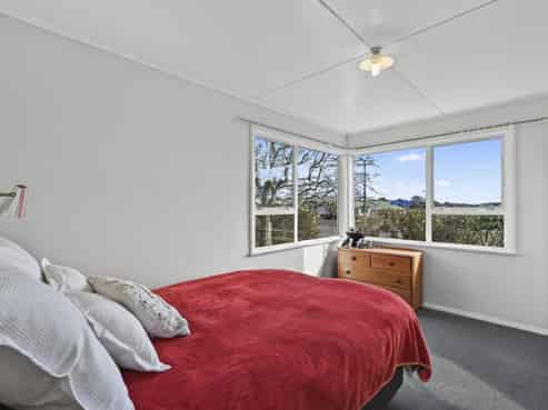 135 Tukapa Street, Westown