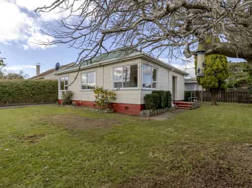 135 Tukapa Street, Westown
