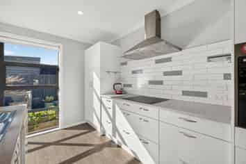20 Genia Drive, Wakefield