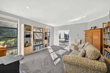 20 Genia Drive, Wakefield