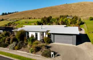 20 Genia Drive, Wakefield