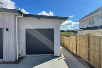 22A Davey Crescent, Orewa
