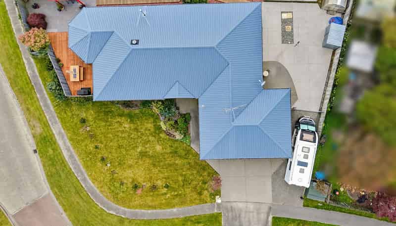 4 Devon Crescent, DARFIELD